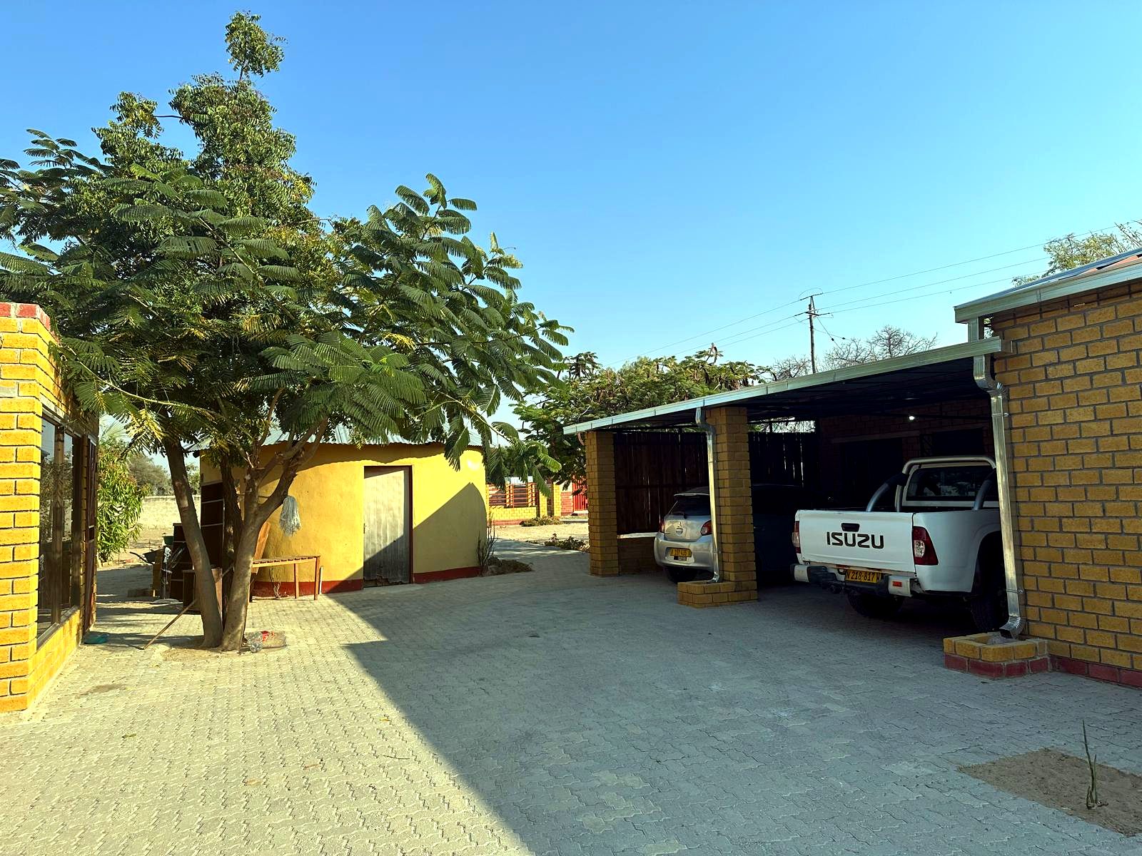 the rondavel courtyard
